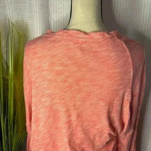 Free People Women’s XS Asymmetrical Long Sleeve Coral Color Pullover Tunic - Picture 7 of 13